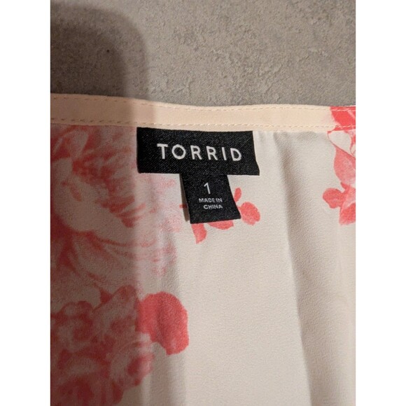 Torrid Georgette ruffle floral print top Plus SZ 1 - Picture 4 of 10